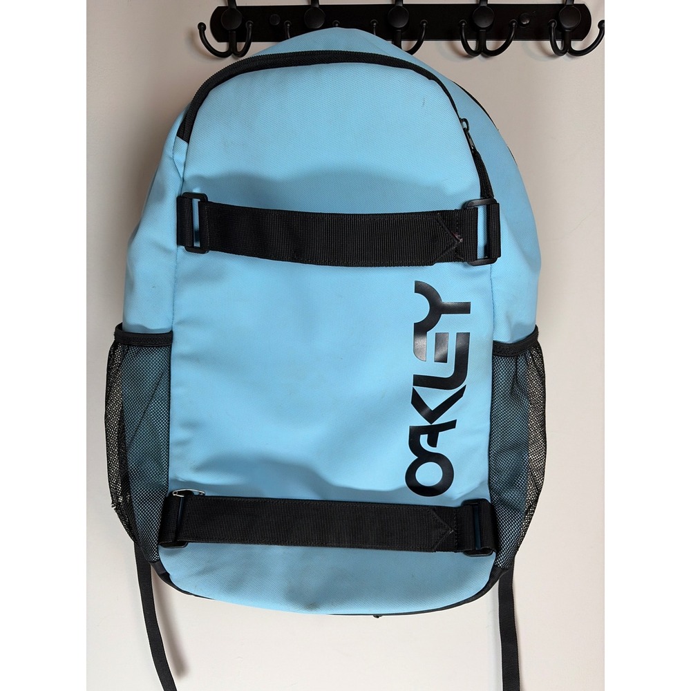 Oakley Enduro Backpack Light Blue Black Skateboard Straps Laptop Sleeve Bag